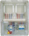 2 posições surgem a caixa montada do medidor elétrico com a porta transparente do PC